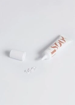 Noosh Full Bloom Face Gloss 15ml -Schwarzkopf Winkel 1635331357395mdzmze6eg0jg1l1na2y9u