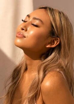 Noosh The Sunlit Skin Collection Set -Schwarzkopf Winkel 1638379354416b000g8uhgz6sd3yougfmbp