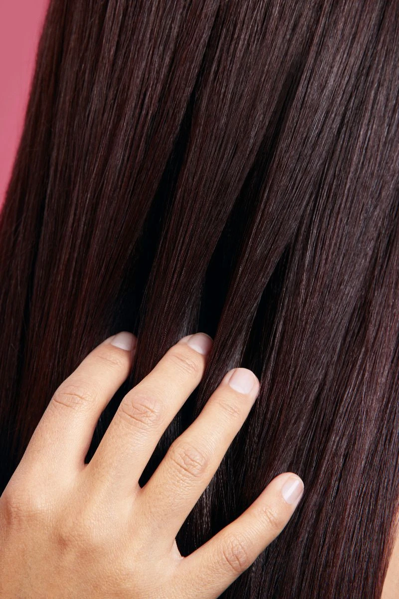 Schwarzkopf BC R-TWO Restoring Essence 400ml Schwarzkopf BC R-TWO Restoring Essence 400ml -Schwarzkopf Winkel 221108 cw45 bonacure m04 alenja after 0424 highres rgb