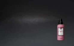 Maria Nila Quick Dry Heat Spray 150ml 3 Maria Nila Quick Dry Heat Spray 150ml -Schwarzkopf Winkel img s f 3860 quick dry heat spray formula