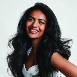 2x Olaplex No.4C Bond Maintenance Clarifying Shampoo 250ml -Schwarzkopf Winkel volumizing beauty pdp 2000x2000cmyk 1 2